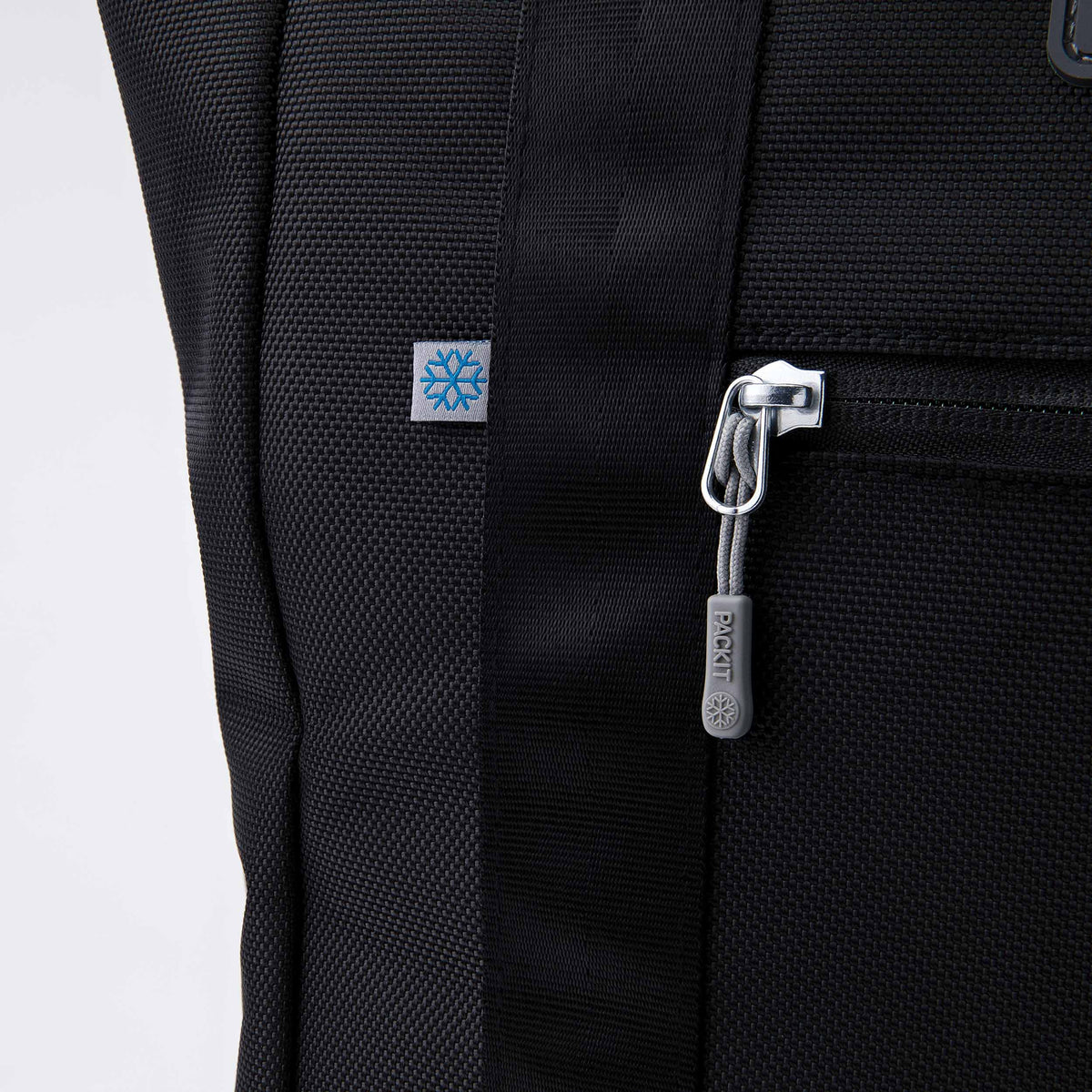 freezable-carry-tote-p5 freezable-carry-tote-black-gray-zoom-flag.jpg