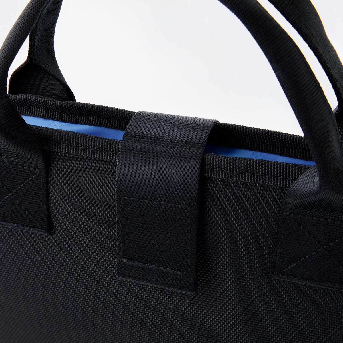 freezable-chill-board-large-p7 freezable-chill-board-large-black-ecofreeze-plus-zoom-handles.jpg